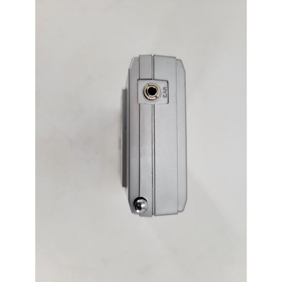 Emerson SwingMate FM AM Transistor Radio Model P3766A Tested Works Incl Battery - Picture 8 of 11